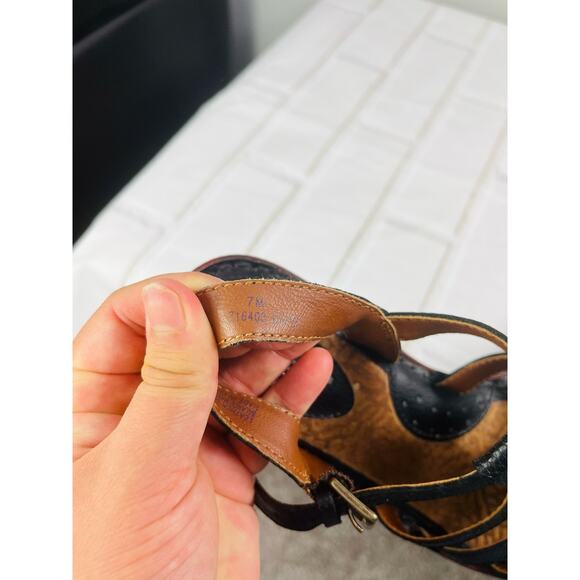 Boc leather comfort sandals size 7M - Picture 11 of 11